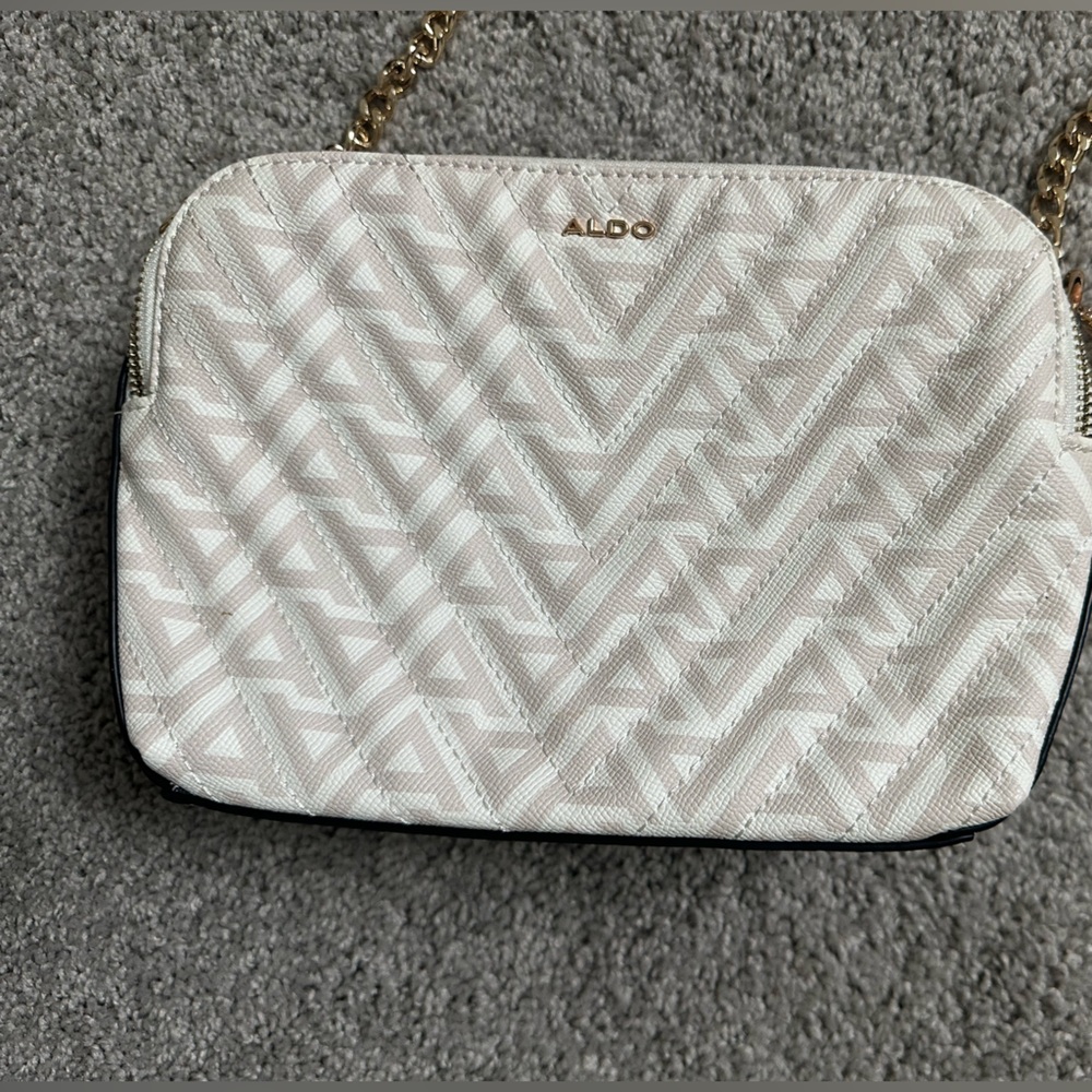 Aldo Geometric Patterned Bag with Gold Chain